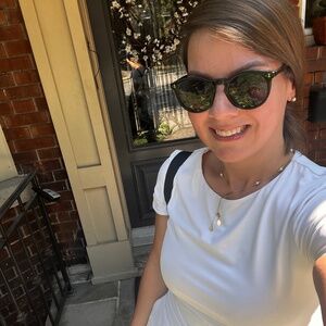 Meet your Posher, Nadia